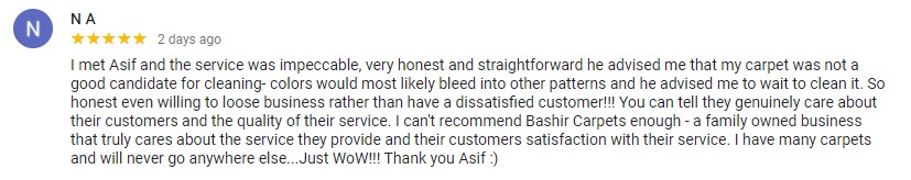 Five star testimonial from a customer satisfied of the store and the service provided.